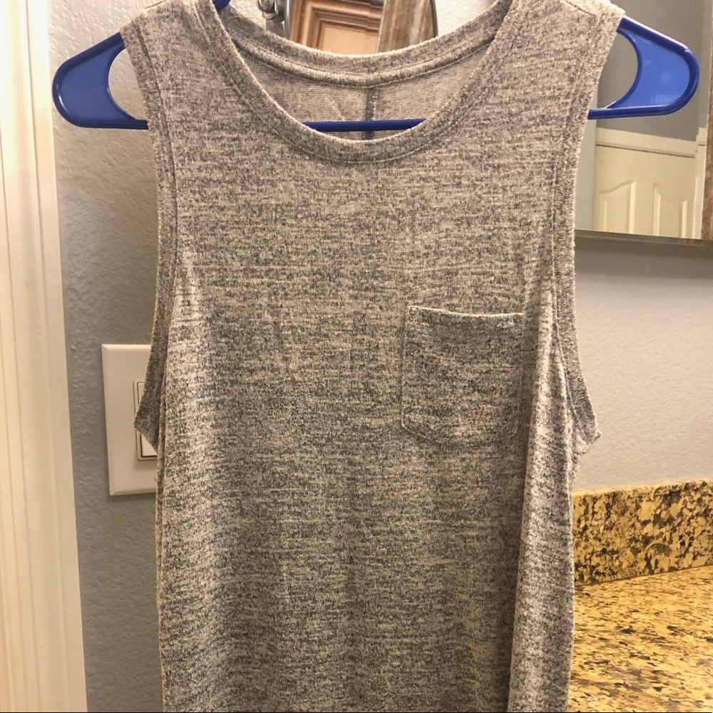Merona Long Tank - Picture 2 of 4